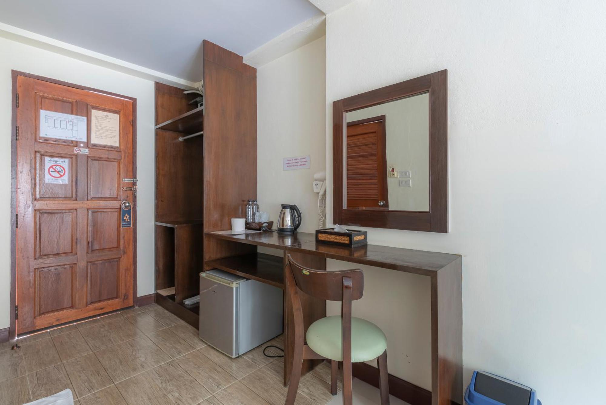 Manee Cool Mueang Hotel Chiang Mai Luaran gambar